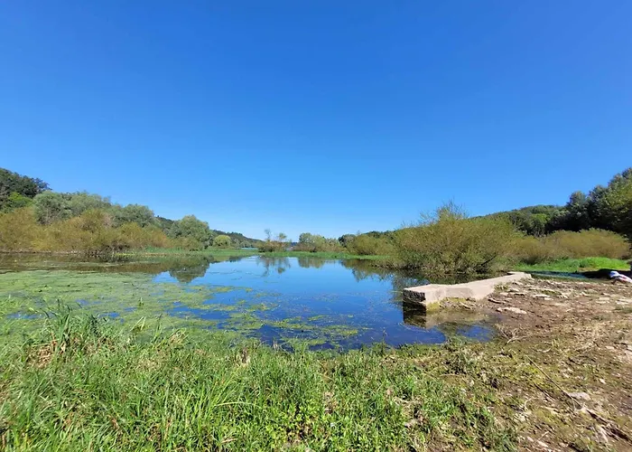 Maison Au Bord Du De Saint Ciergues